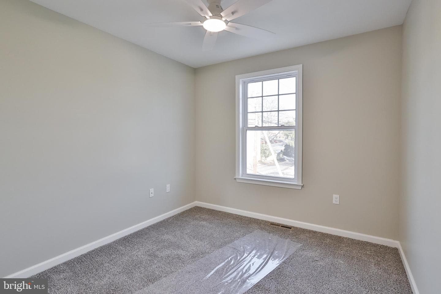 903 N Graham Street photo 43