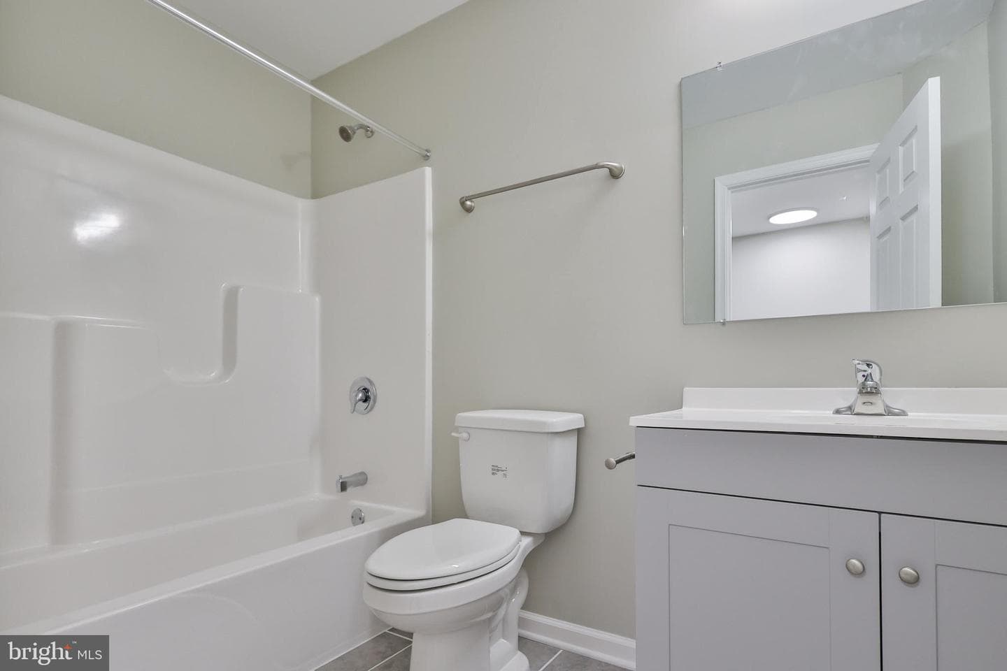 903 N Graham Street photo 46