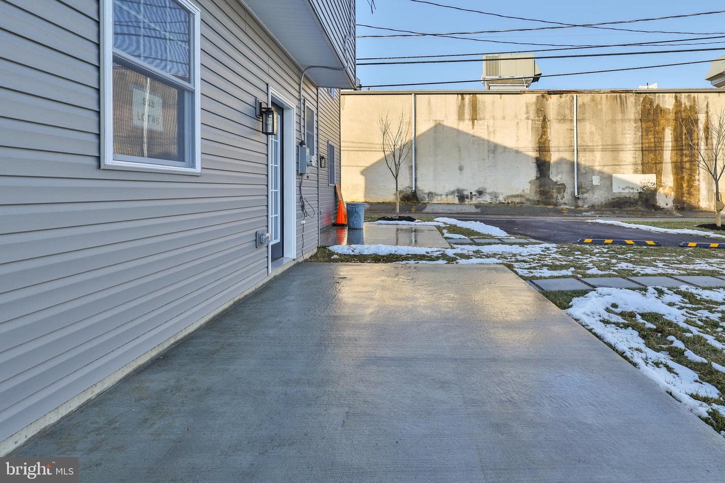 903 N Graham Street photo 56