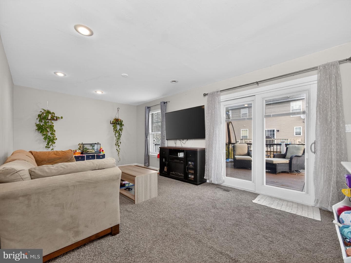 1525 Cambridge Drive photo 16