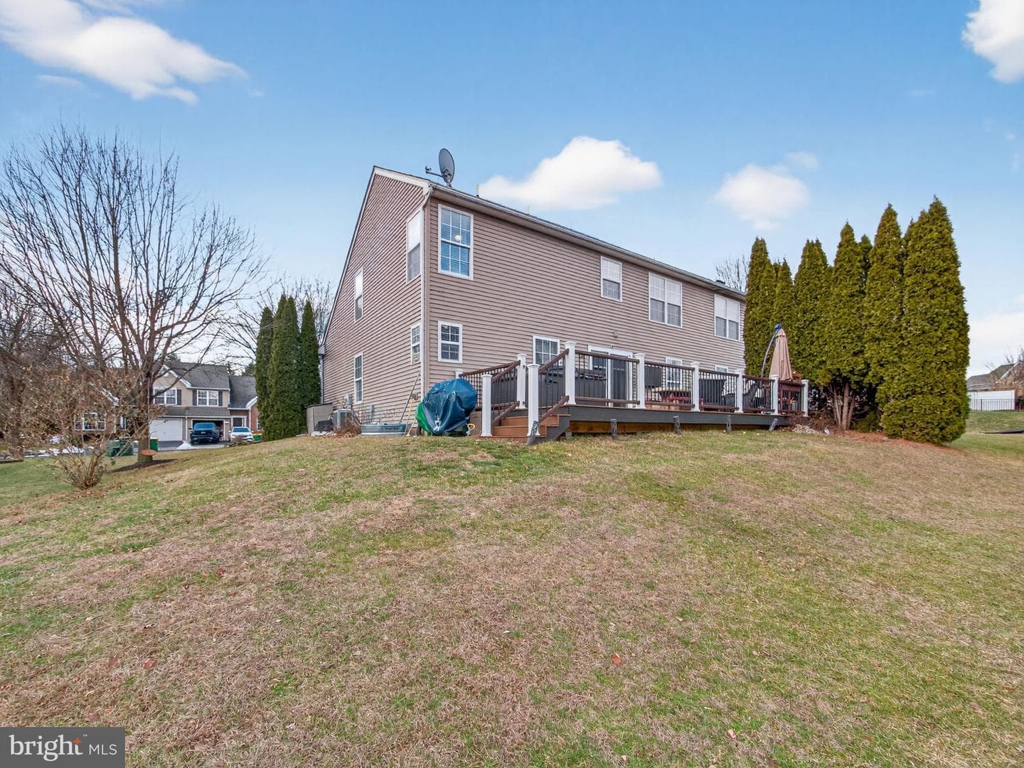 1525 Cambridge Drive photo 5