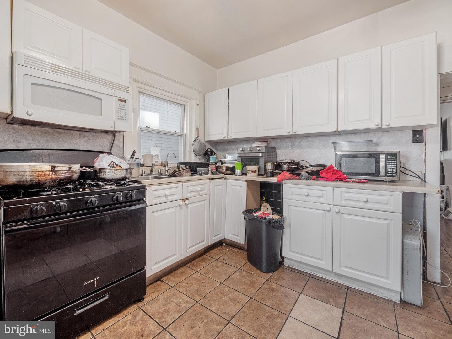 719 W Whitehall Street photo 8