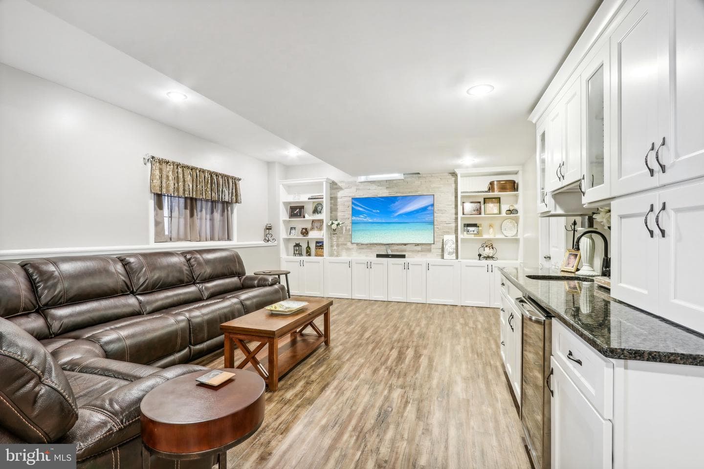 955 Yorkshire Drive photo 48
