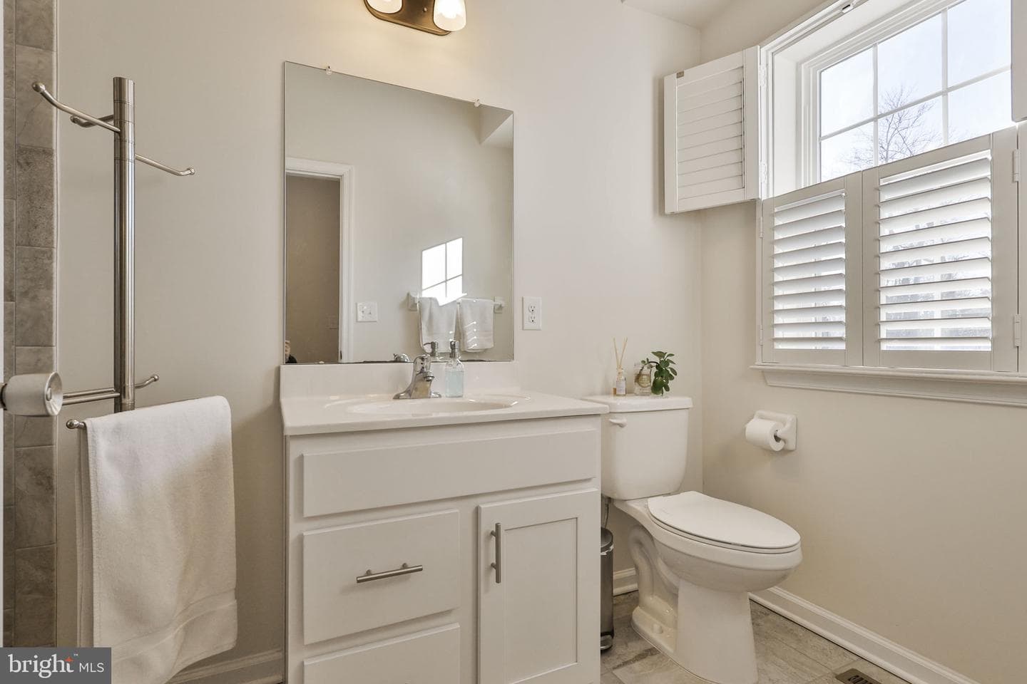 3868 Mink Road photo 5