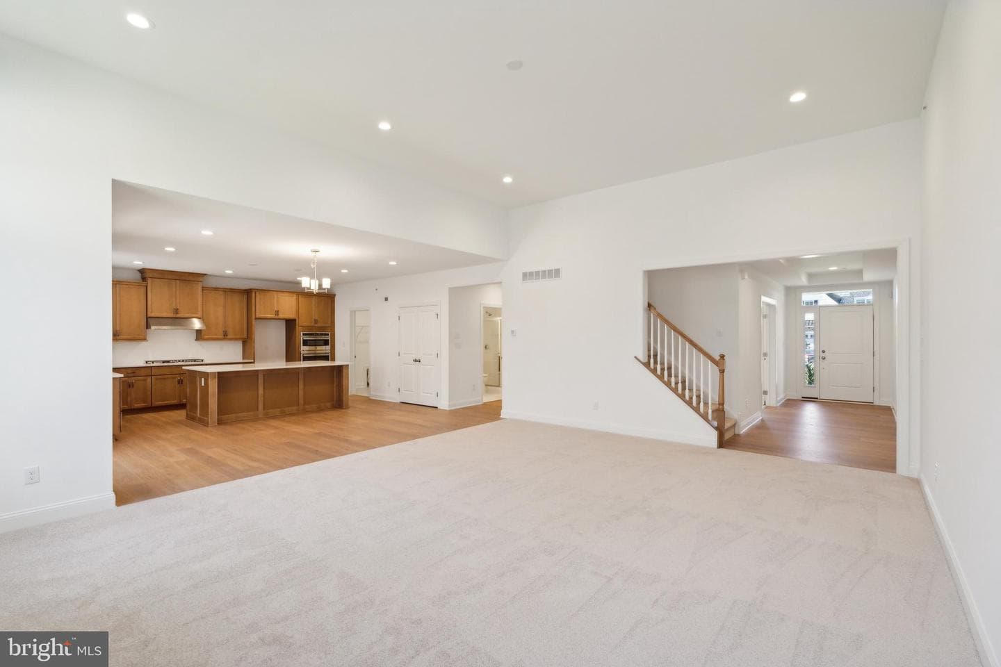 5397 Red Oak Drive photo 10