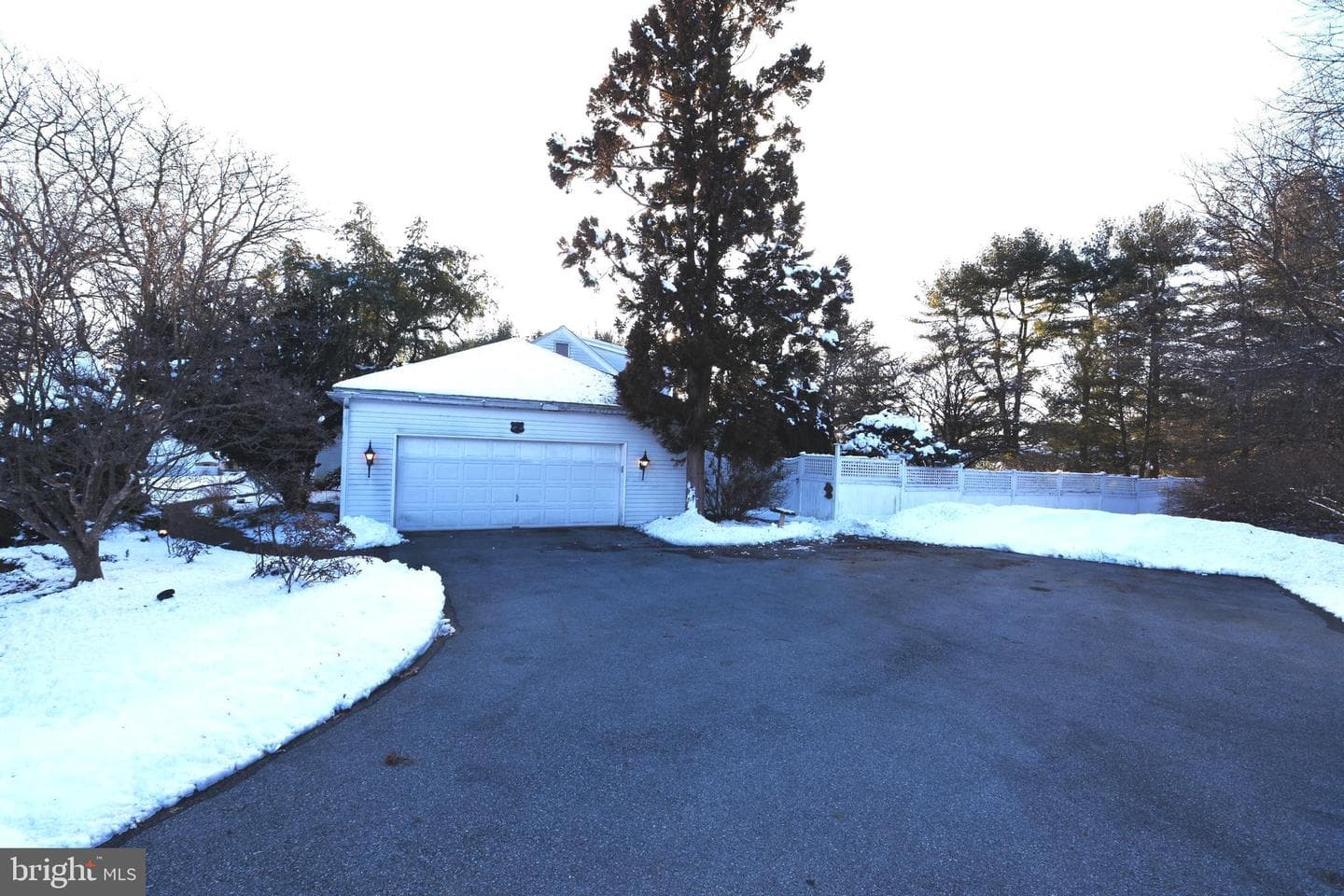 1850 Briarcliff Terrace photo 47