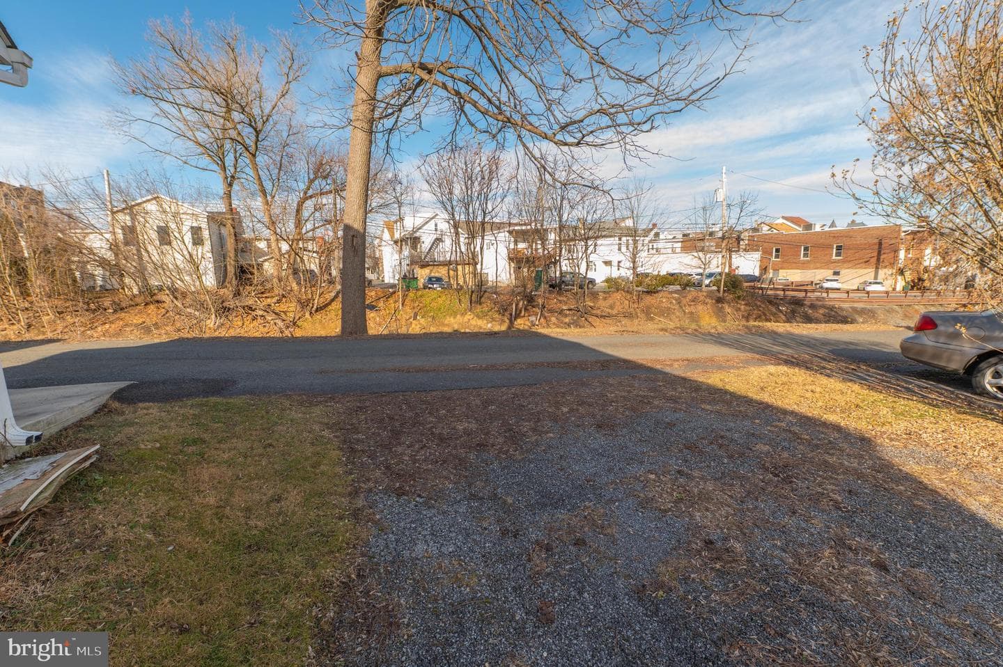 343 Broad Street photo 20