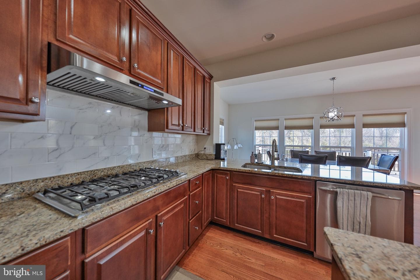 1919 Pembrooke Drive photo 31