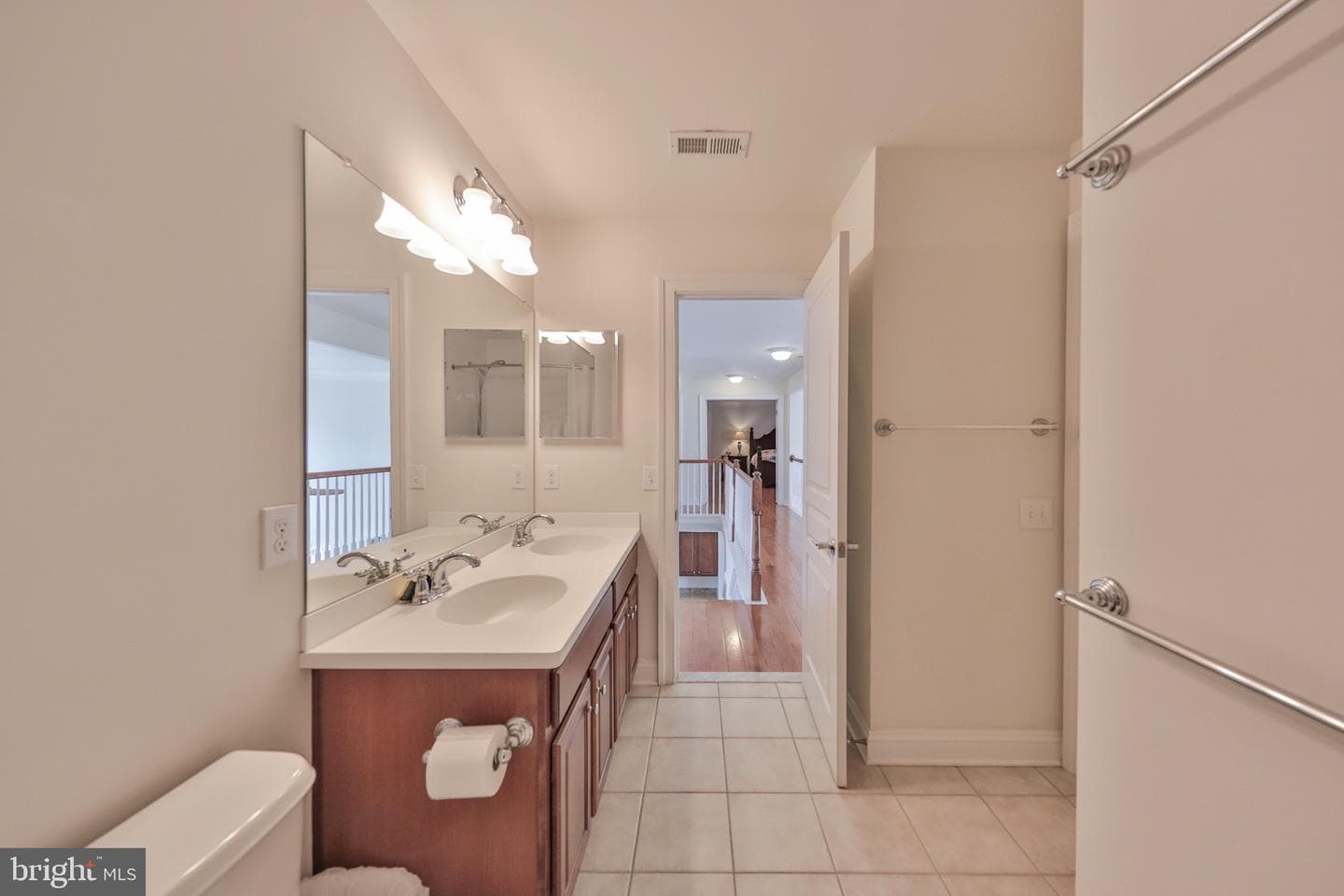 1919 Pembrooke Drive photo 41