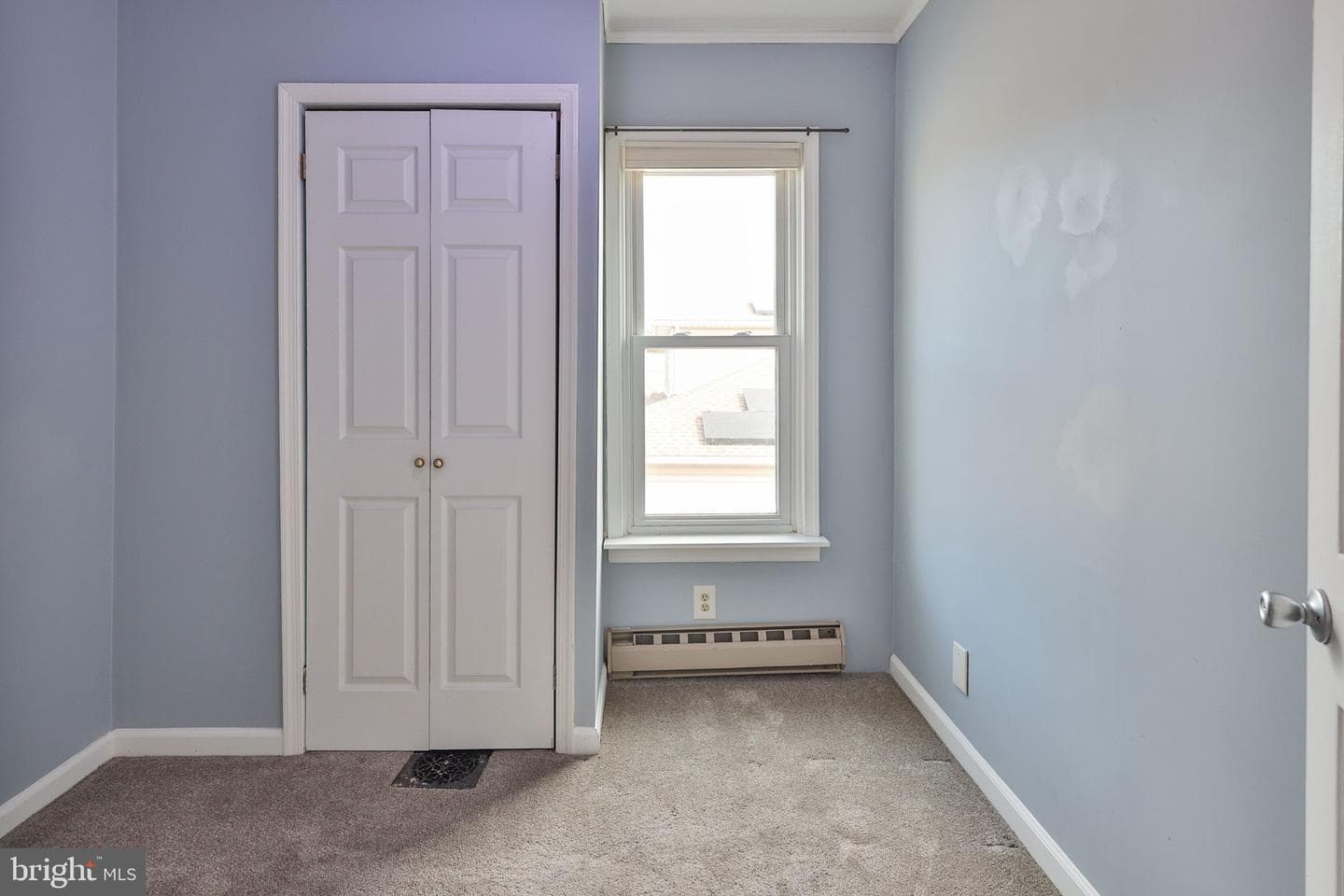 2045 Kenmore Avenue photo 36