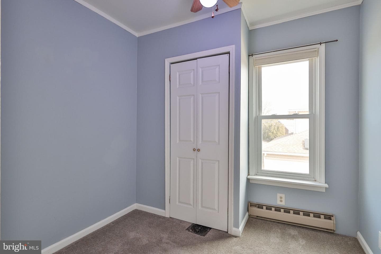 2045 Kenmore Avenue photo 38