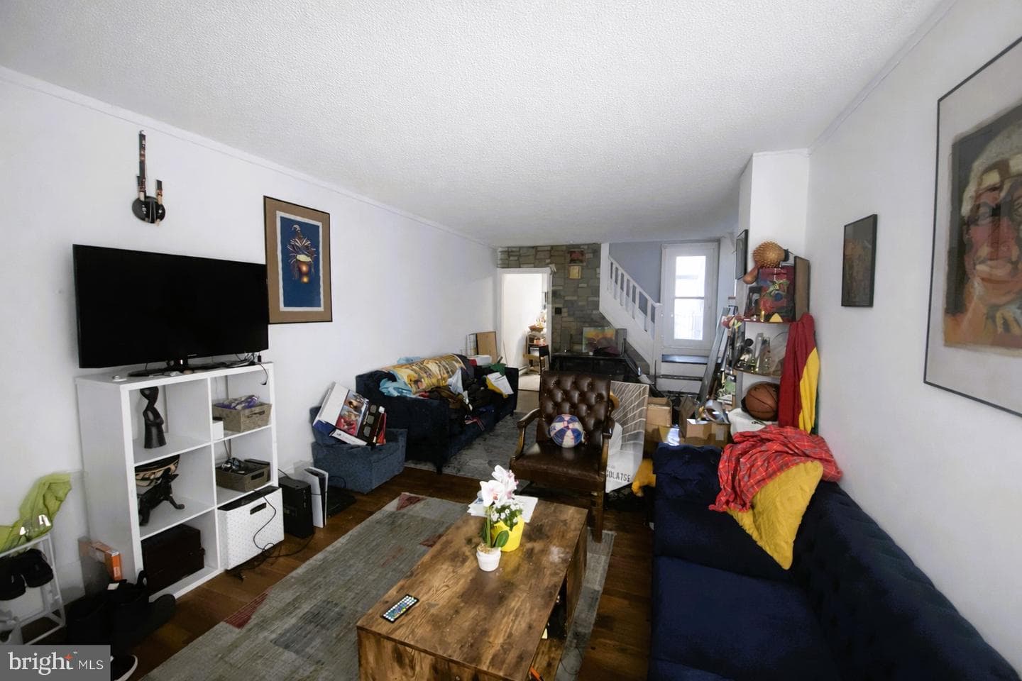 274 E Elm Street photo 4