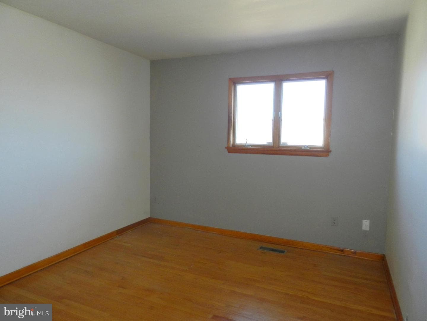 1055 Pine Tree Drive photo 17