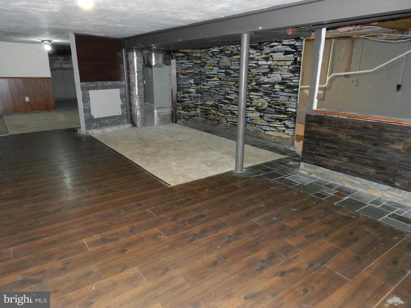 1055 Pine Tree Drive photo 33