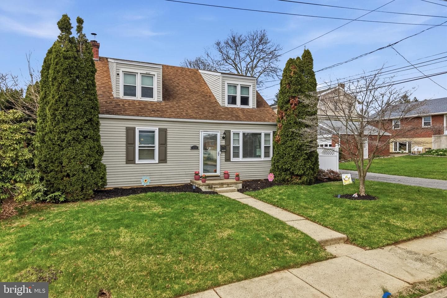 316 S Leh St photo 3