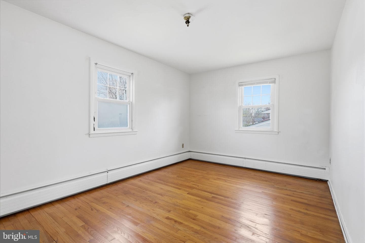 739 Henry Drive photo 18