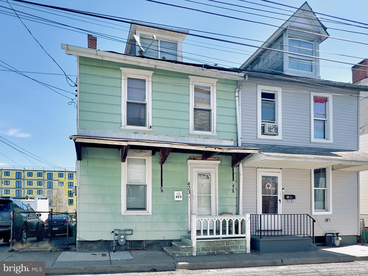 423 N Railroad Street