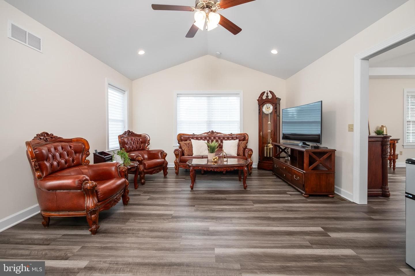 3350 Bay Hill Dr N photo 31