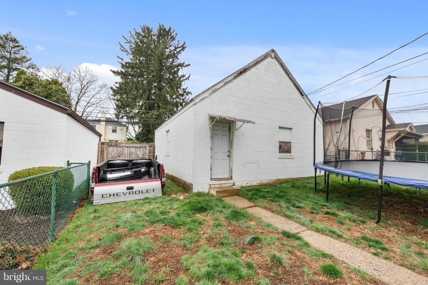 240 5th Street photo 32