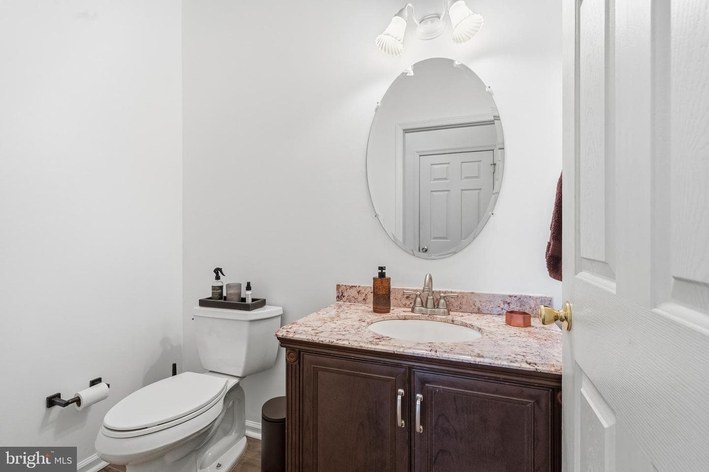 5261 Dartmouth Drive photo 12