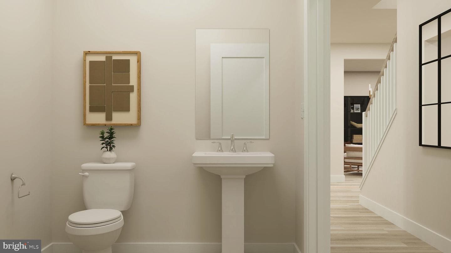 1135 Frank Street photo 28