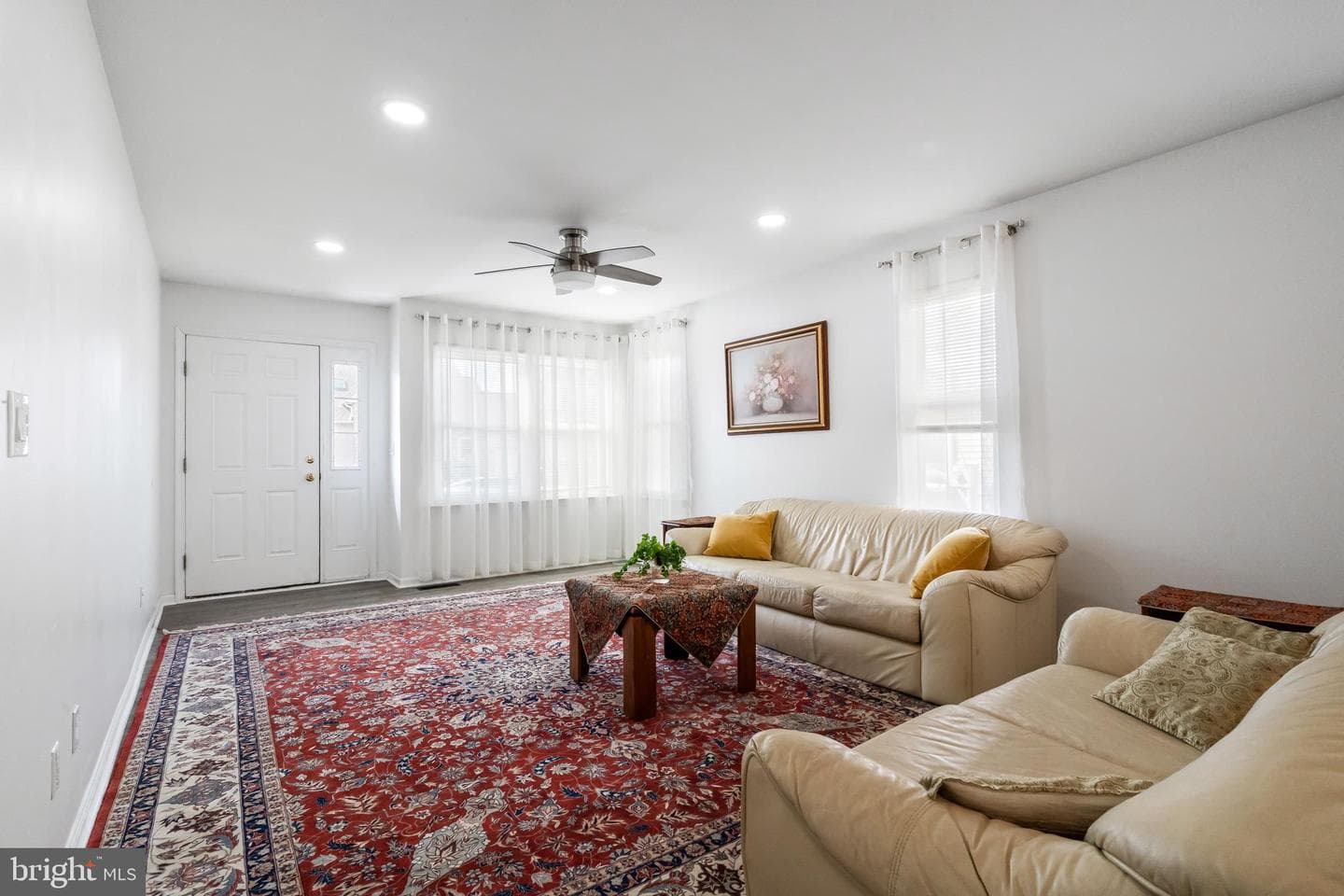 311 Windsor Place photo 5