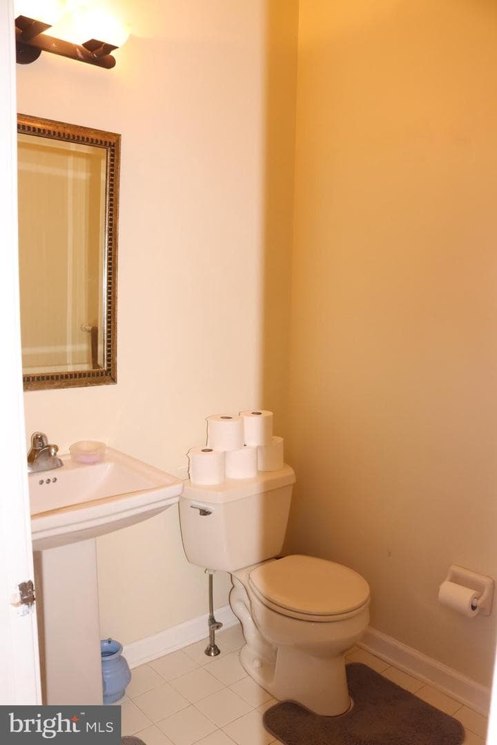 1035 Jervin Drive photo 10