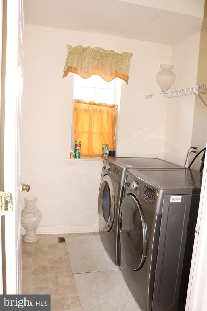 1035 Jervin Drive photo 11