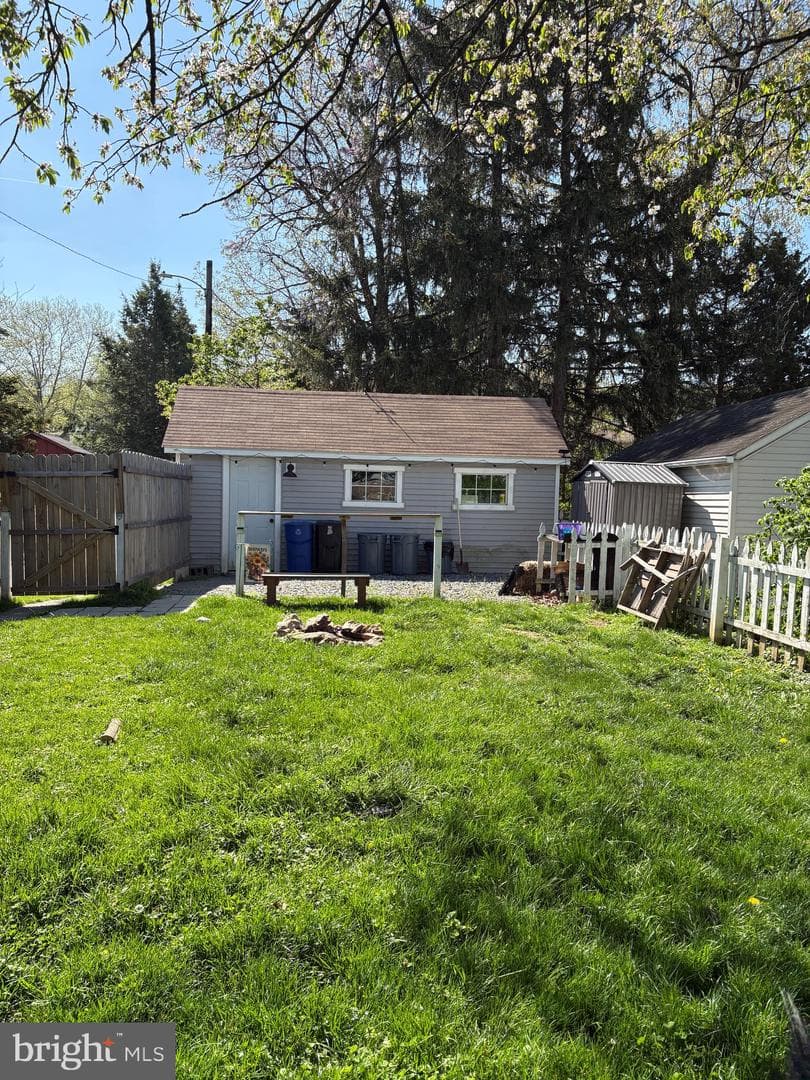 518 Furnace Street photo 14