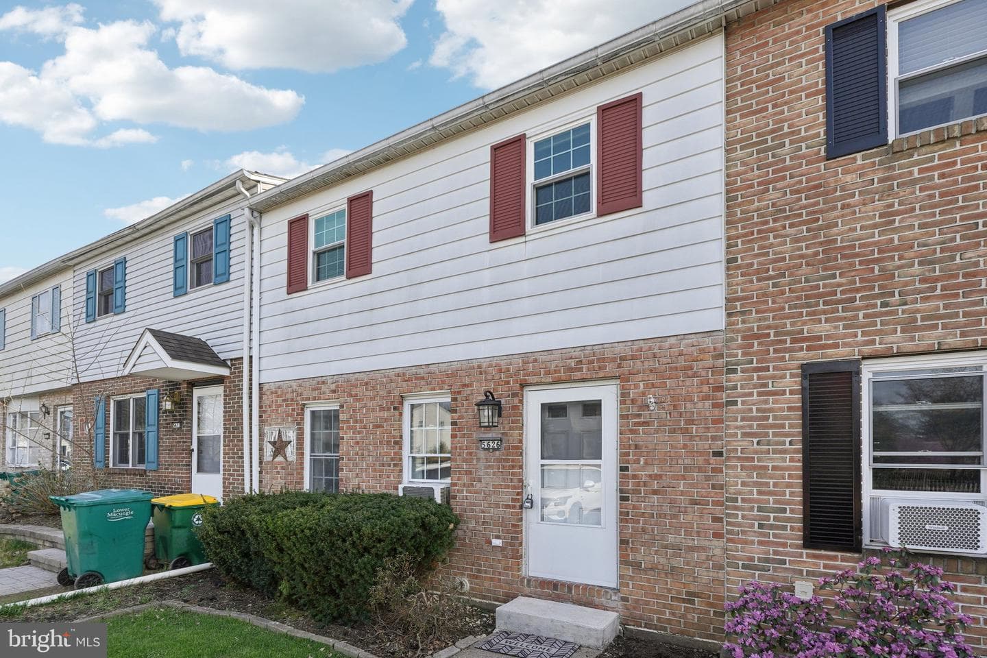 5626 Greens Drive photo 3