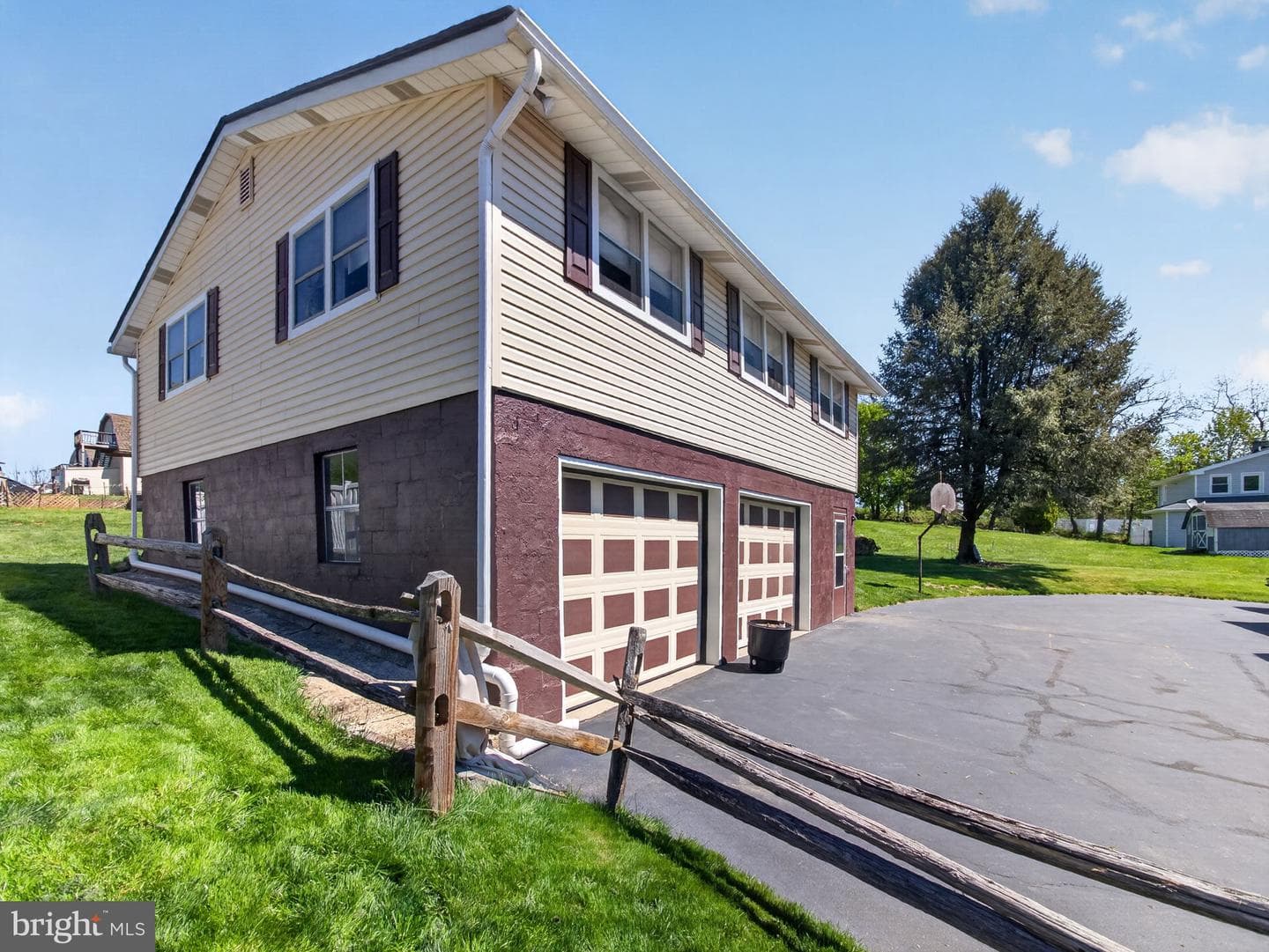 8275 Mertztown Road photo 14