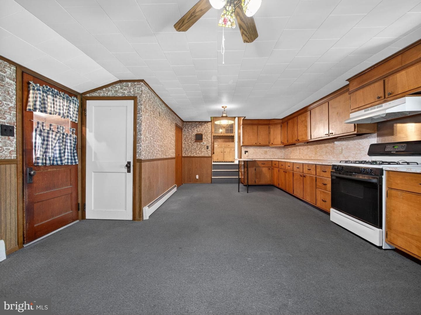 8275 Mertztown Road photo 29