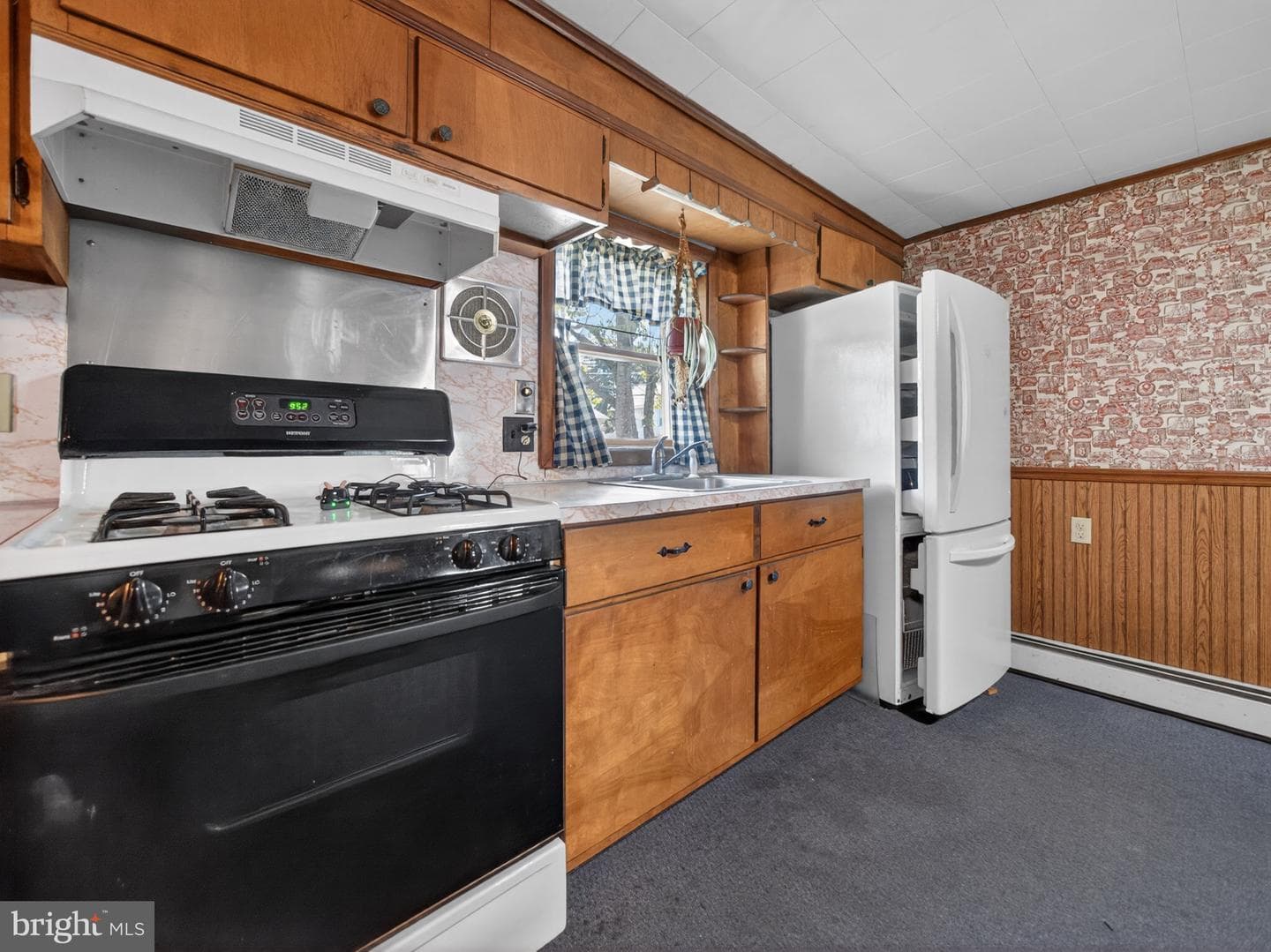 8275 Mertztown Road photo 32