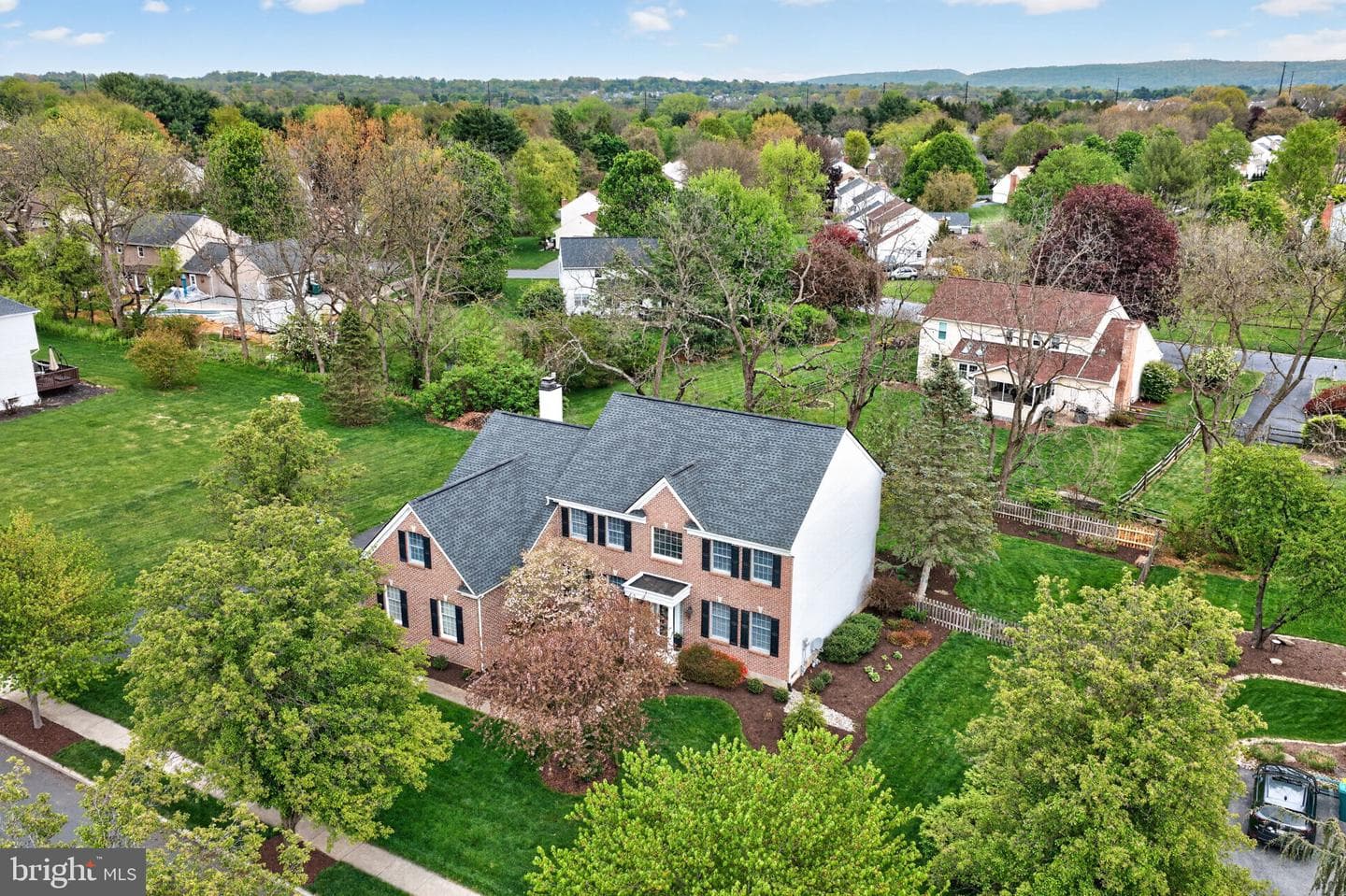 2347 Cross Creek Road photo 4