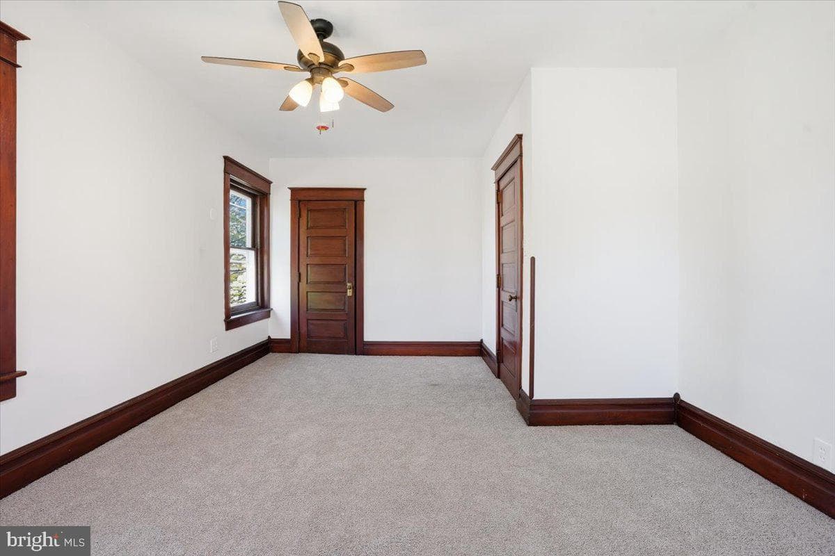 3756 W Walnut Street photo 30