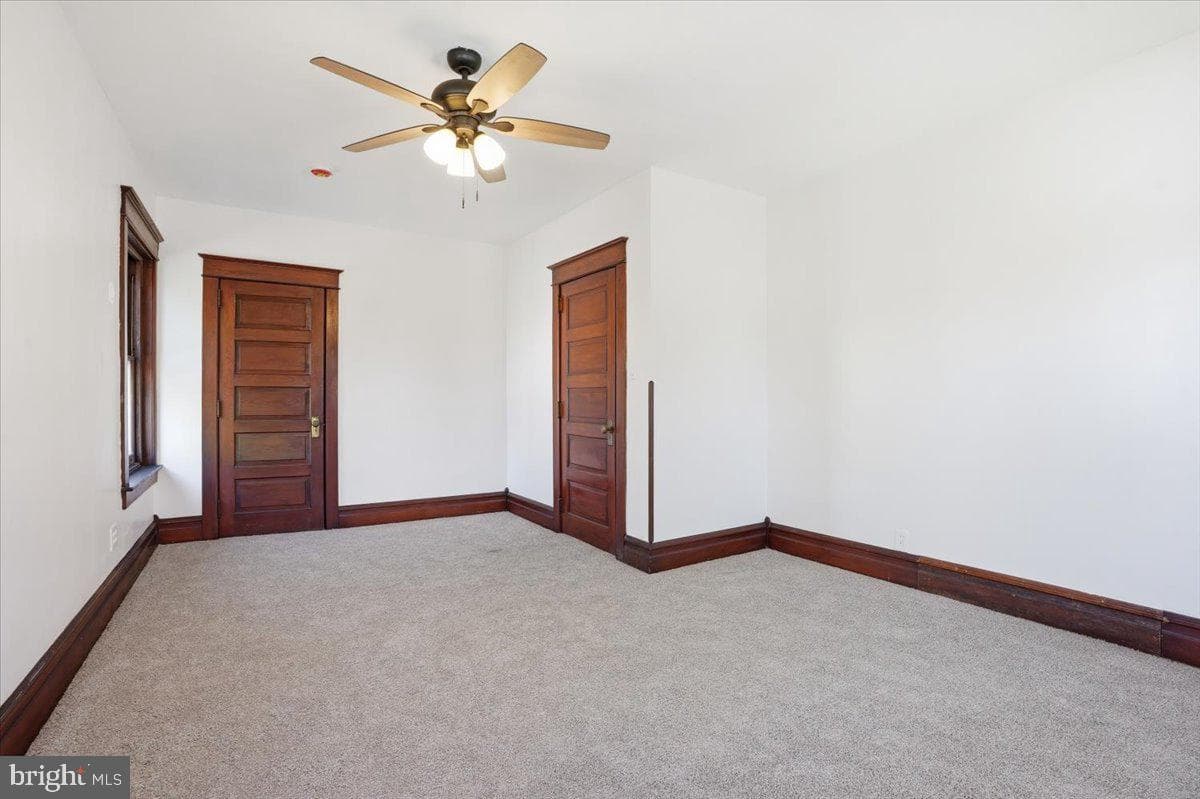 3756 W Walnut Street photo 37