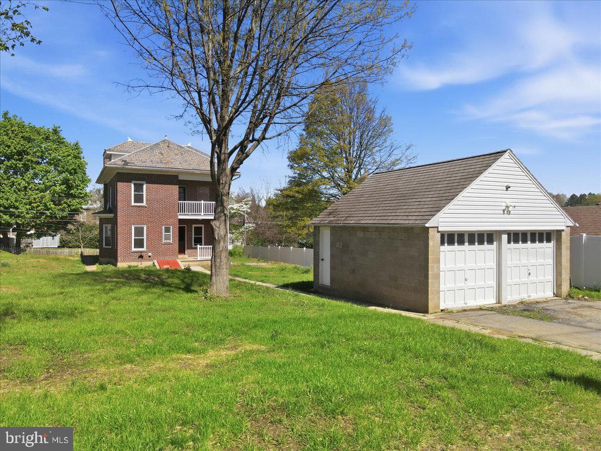 3756 W Walnut Street photo 72