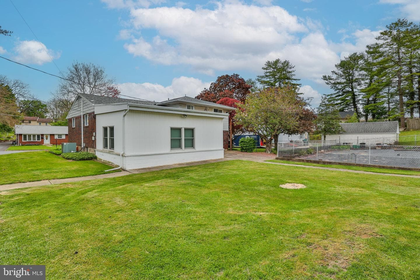 1220 S Lumber Street photo 70
