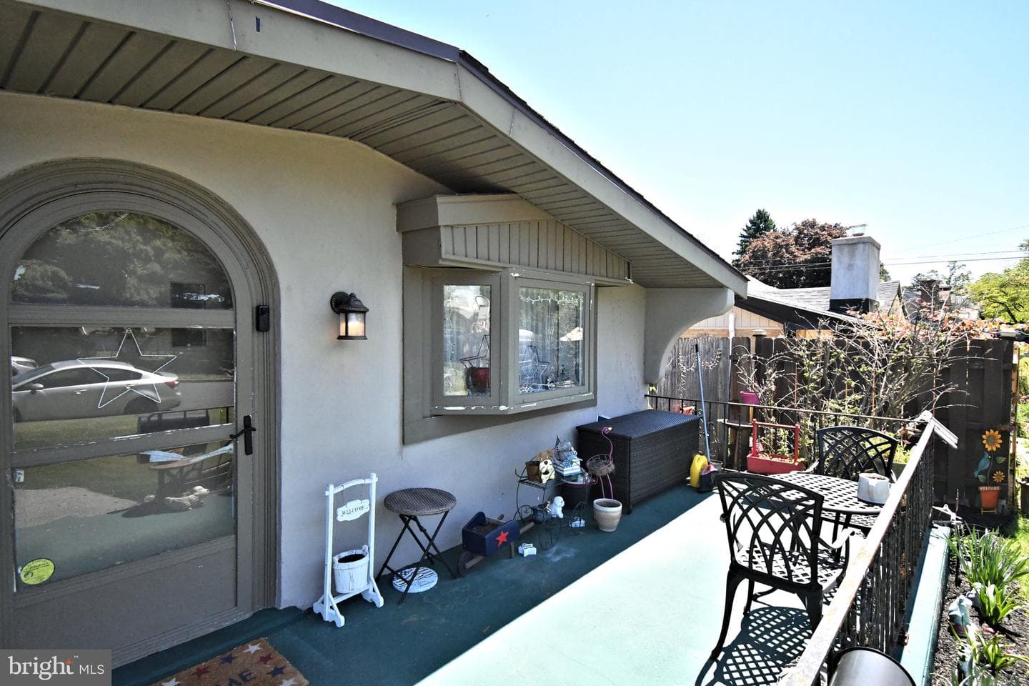 910 Fernwood Street photo 3