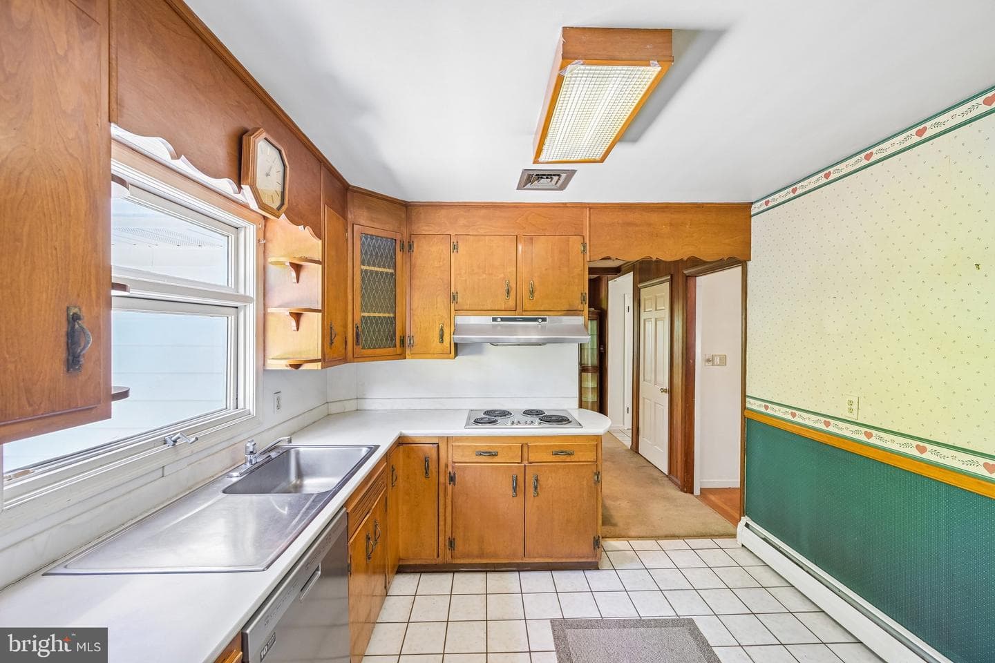 3065 W Livingston Street photo 8