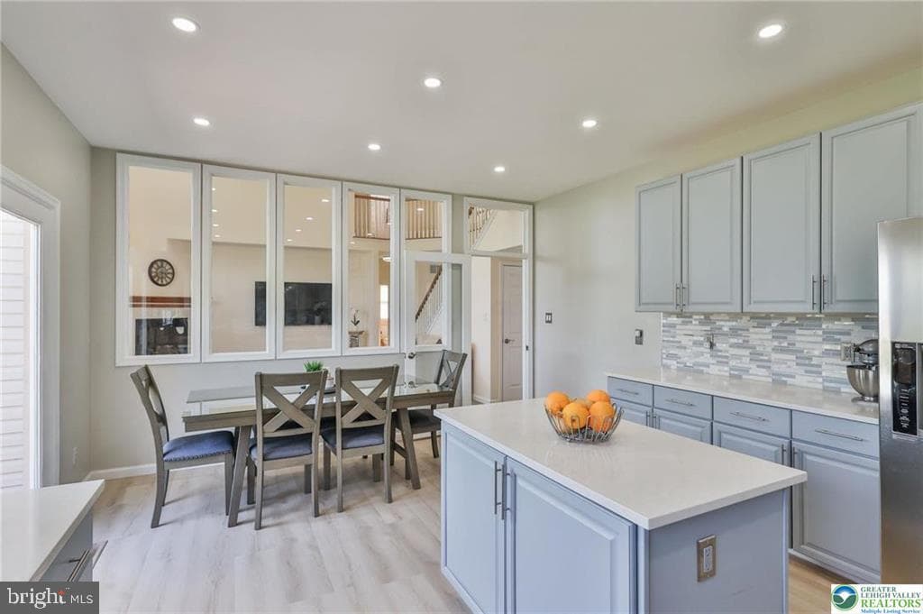 330 Indigo Way photo 34