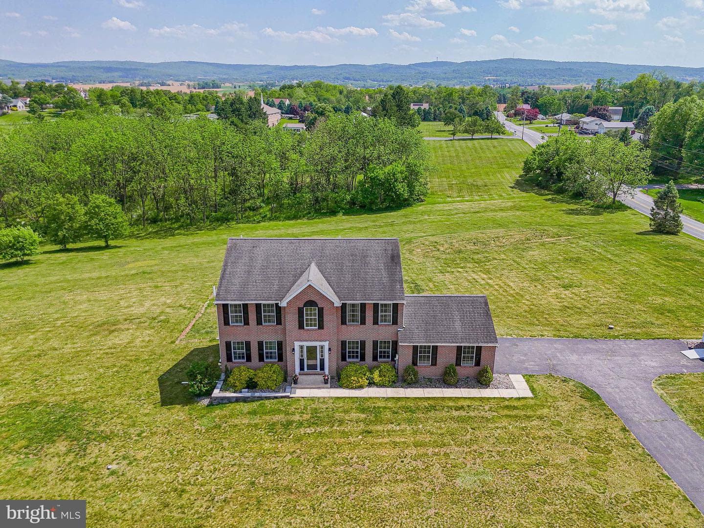 385 Farmington Road photo 4