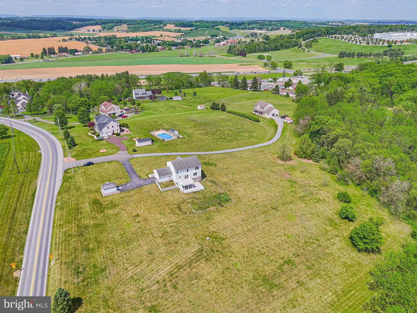 385 Farmington Road photo 65