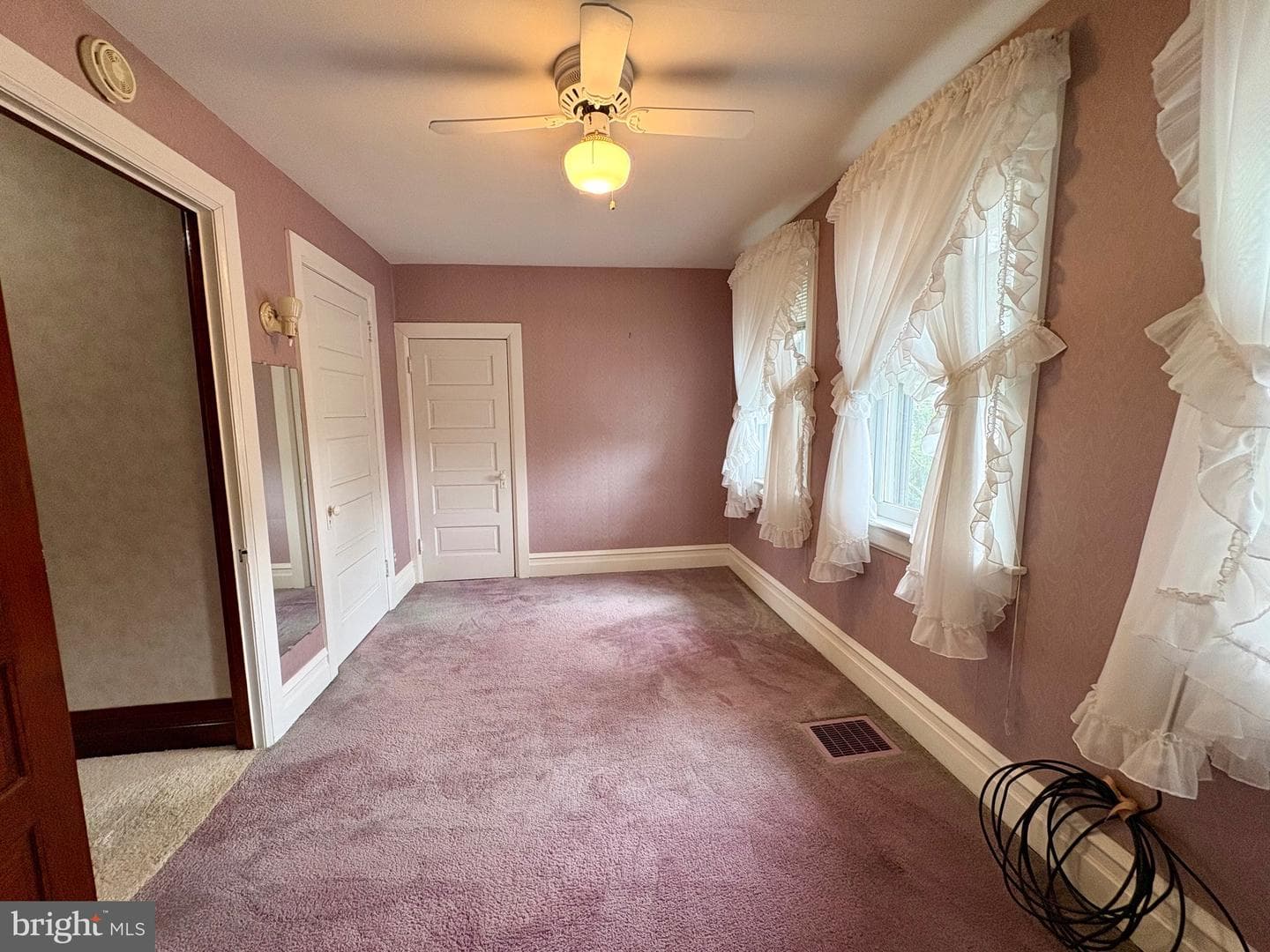 1731 Chapel Avenue photo 20