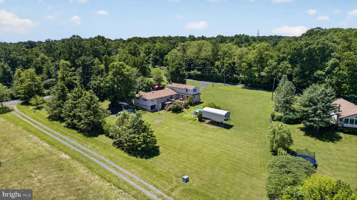 1433 Flint Hill Rd photo 3