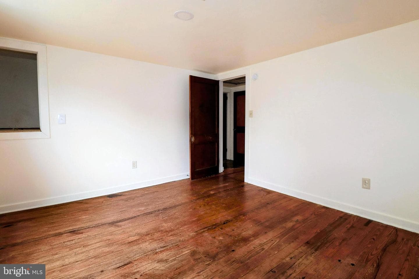 172 Harrison St photo 12