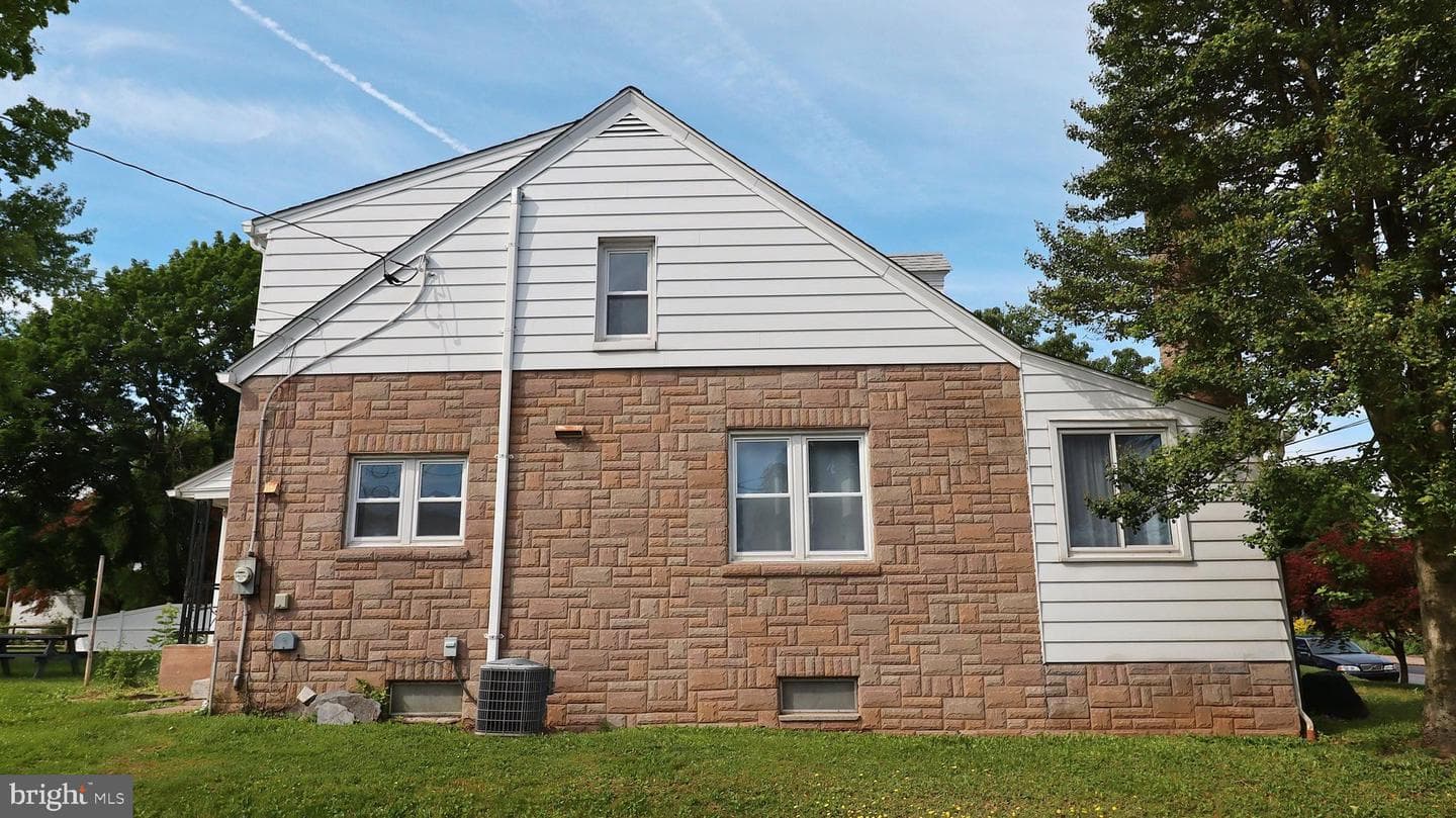 172 Harrison St photo 20