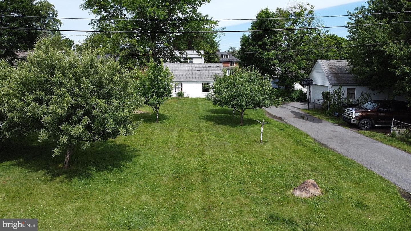 172 Harrison St photo 23