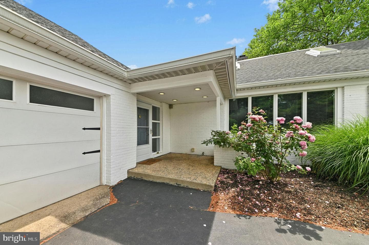 614 Glenwood Street photo 2