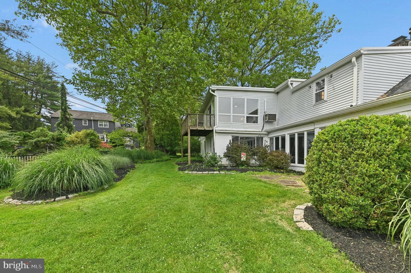614 Glenwood Street photo 37